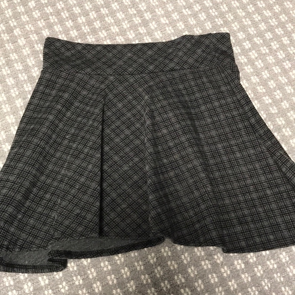 Gray plaid skater skirt YOUTH
